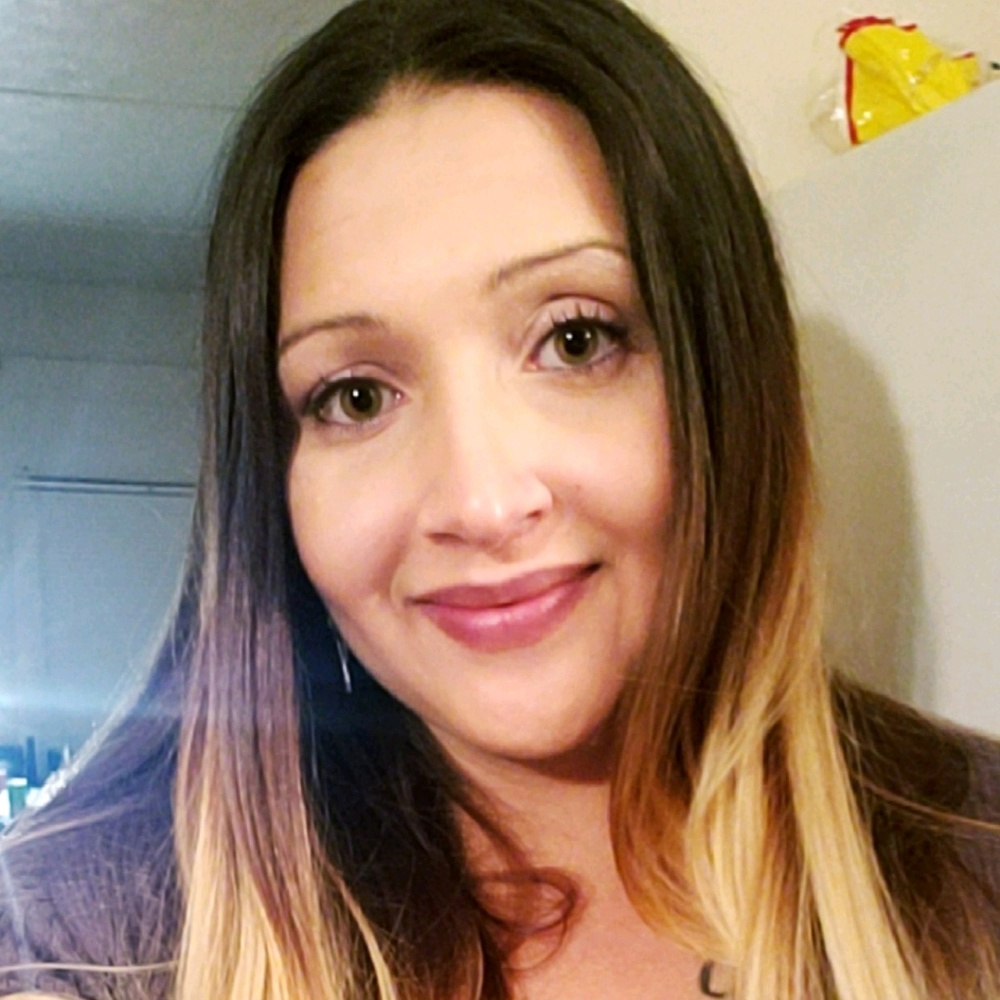 Meet your Posher, Leslie